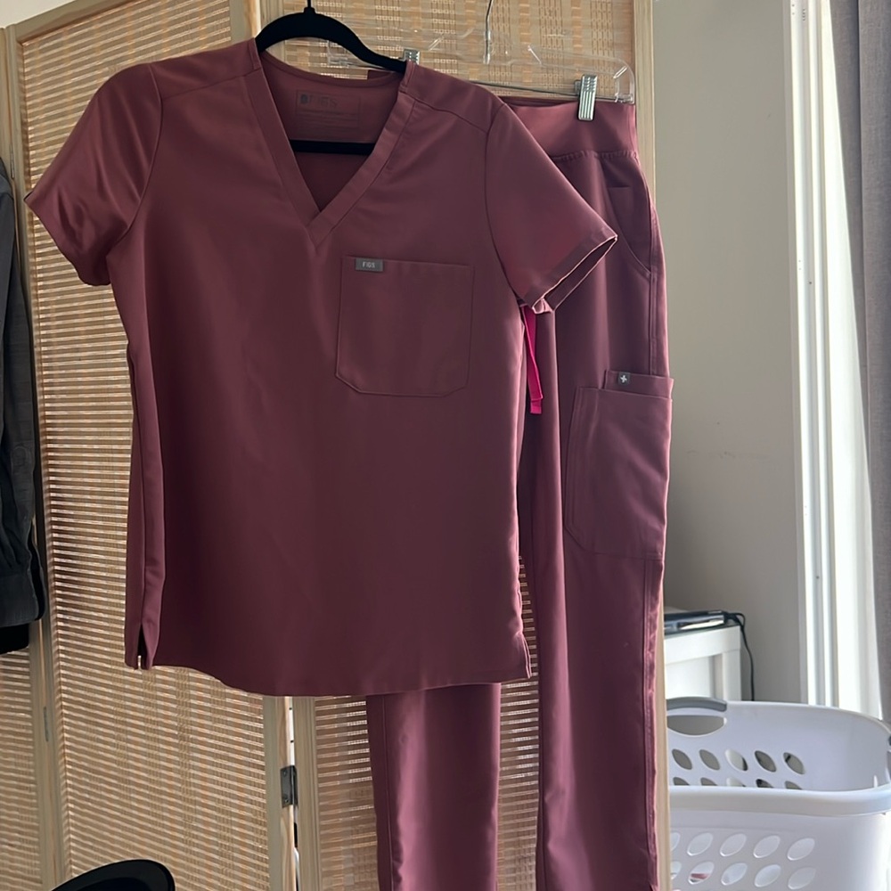 Figs mauve scrub set XS/XSP